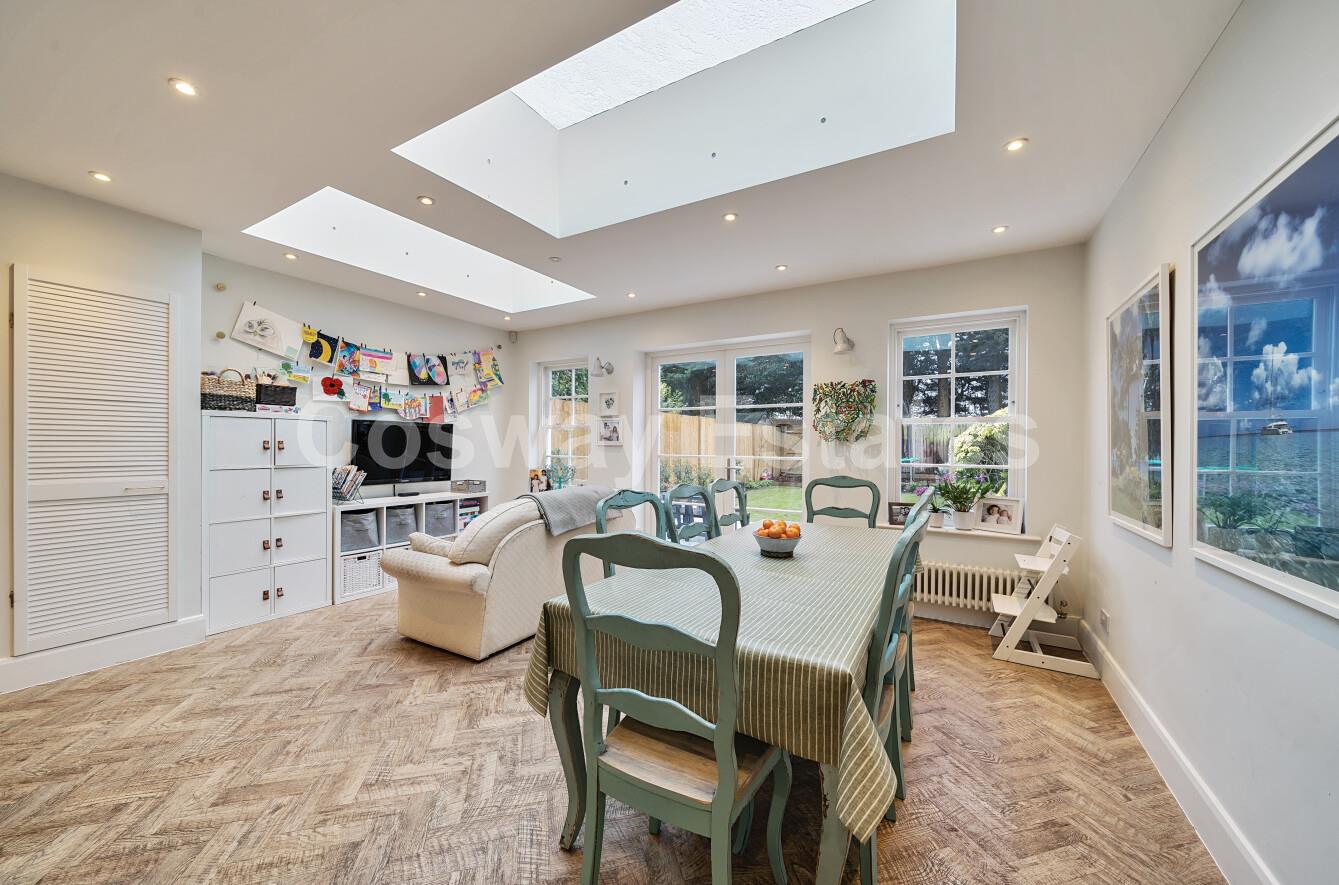 Brockenhurst Gardens, Mill Hill, NW7, London